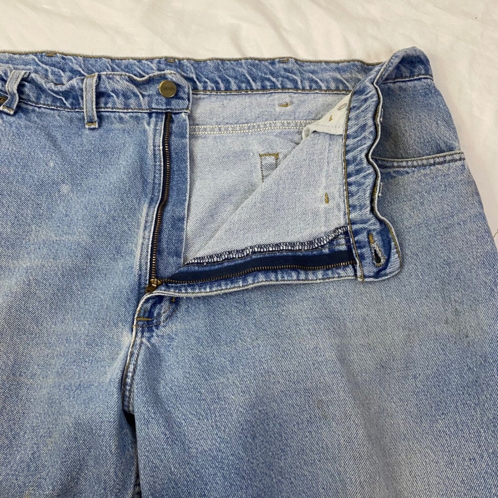 Carhartt Jeans Mens 44 Light Wash Cut Off Raw Hem Relaxed Fit Workwear Denim GUC - Picture 5 of 11
